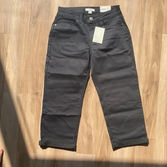 croft & barrow midrise cuffed black jean Capri size 0 - Picture 5 of 16